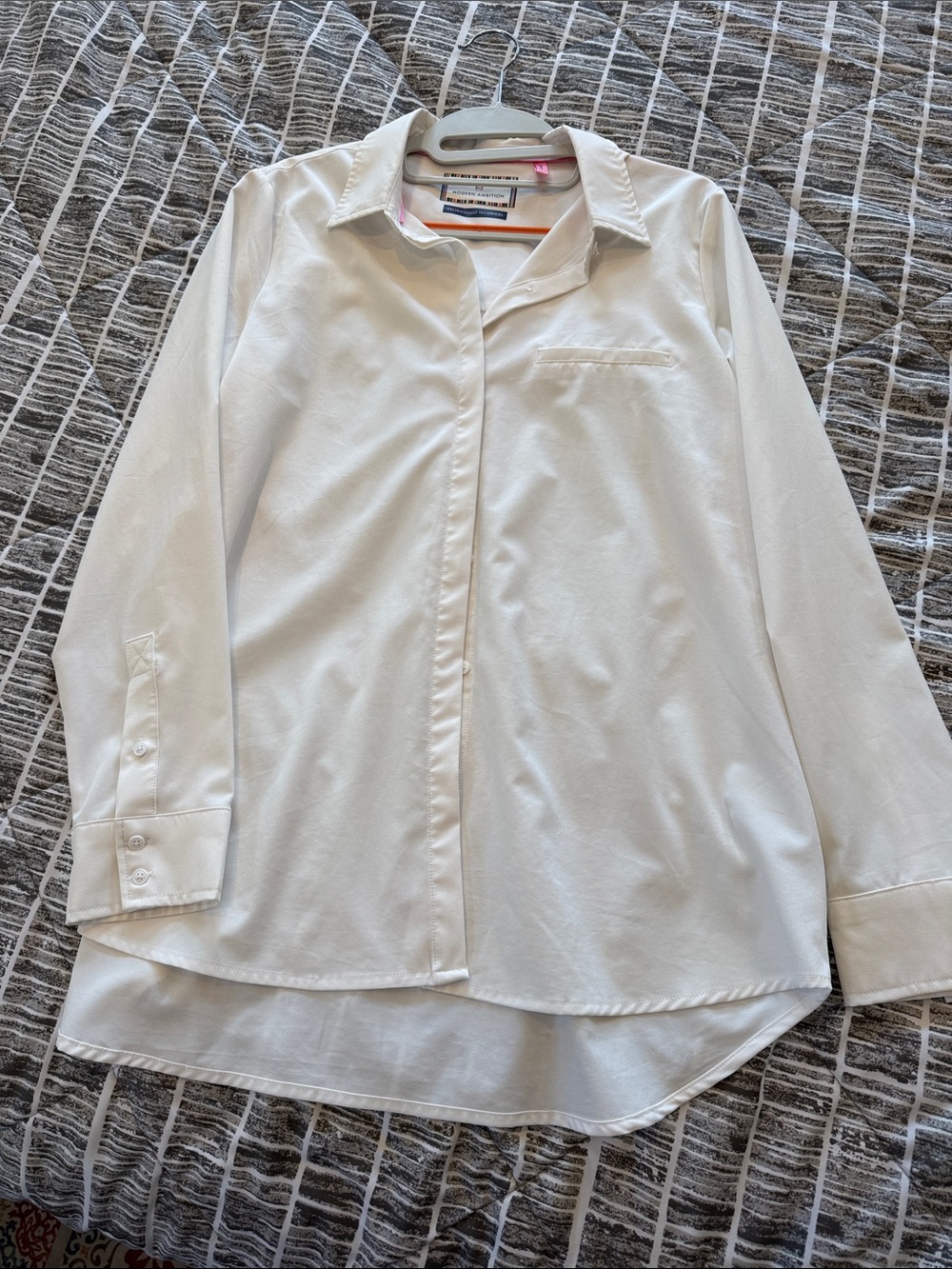 Women's White Long-Sleeve Button-Down Shirt Blouse